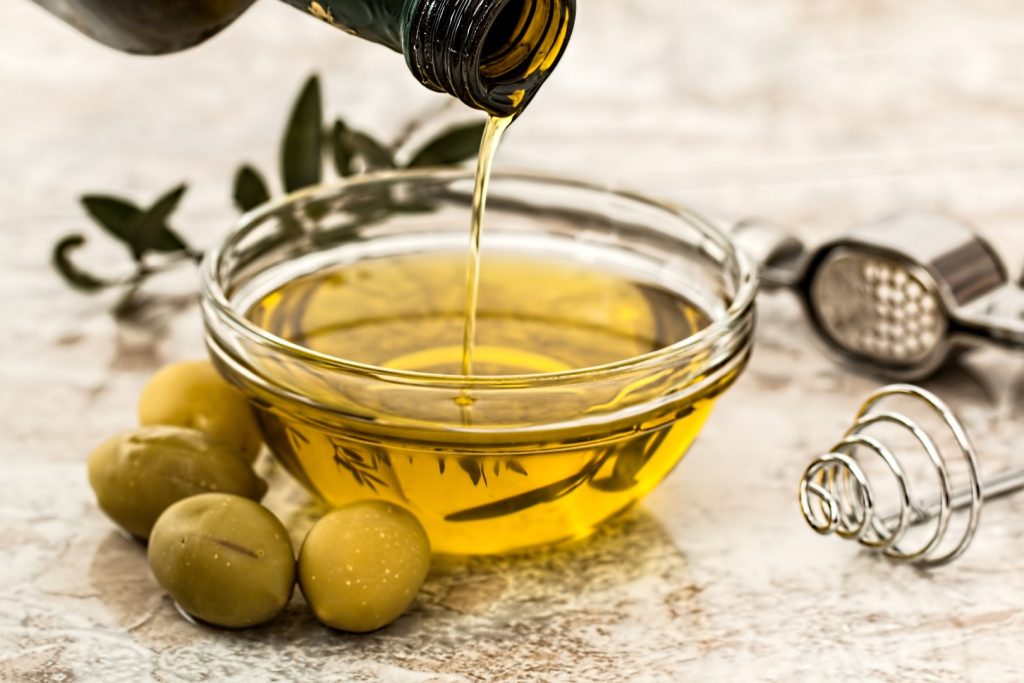 Azeite de oliva como produto de limpeza