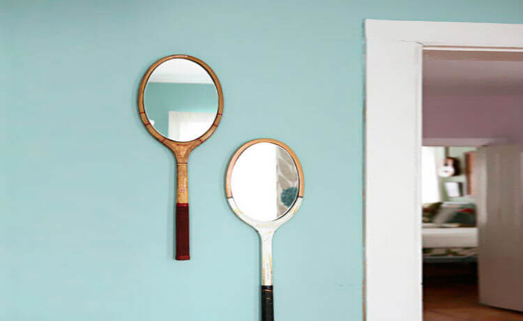 Raquetes de tênis transformadas em espelho