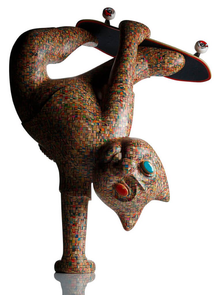 Gato skatista feito a partir de skates quebrados