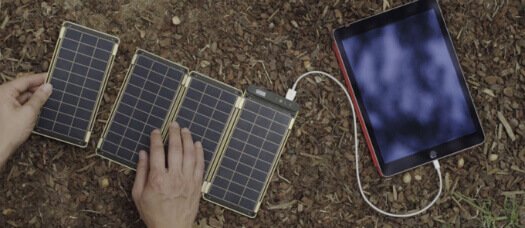 Solar Paper carregando um tablet