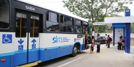 Ponto de ônibus