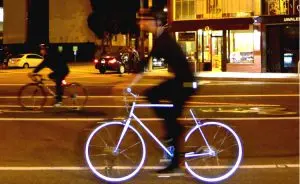 Andando de bicicleta