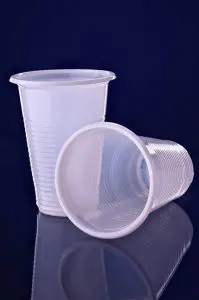 Copo de plástico