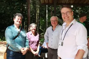 bb955004-5361-4c74-9c8f-32890f1d5984