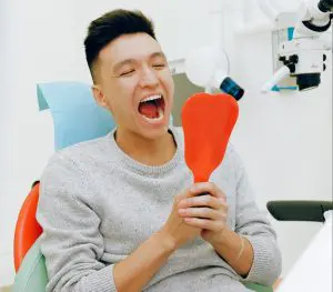 como saber se o mau hálito vem do estomago