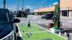 RPF-carro-eletrico-estacionamento-2023-04-site-1140