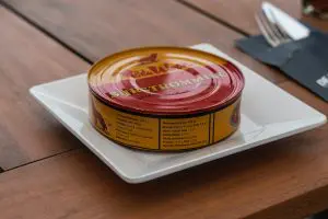 lata de Surströmming